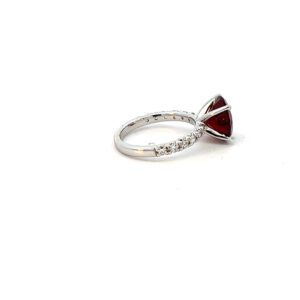 Alternative view of Mozambique Garnet Round Shape Ring Set in 18Kt White Gold